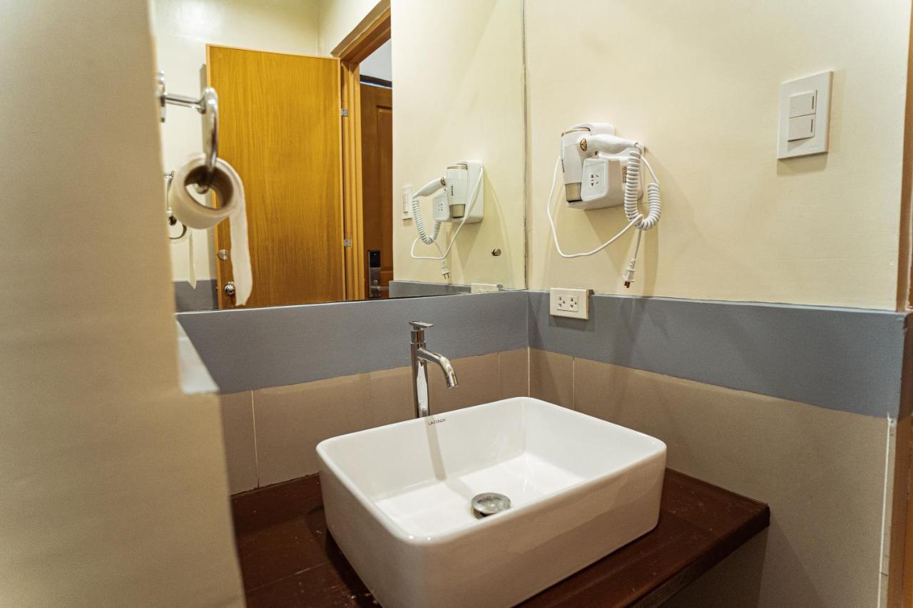Marieli Suites Near Panglao International Airport Exterior foto